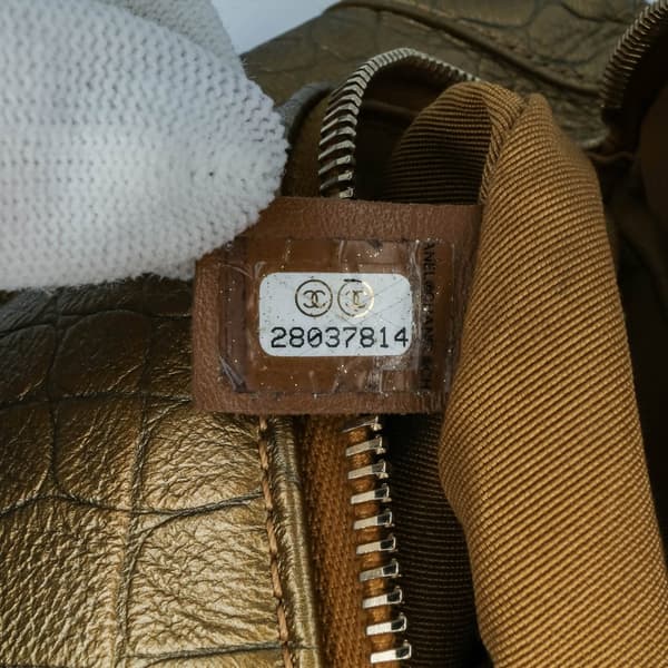Pre-owned Chanel Quilted Croc Embossed Metallic Calfskin Easy Trip Belt Bag Gold