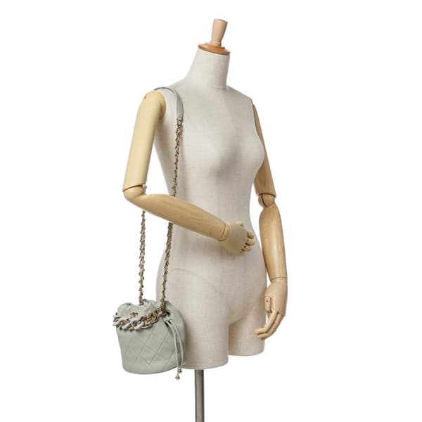 Pre-owned Chanel CC Quilted Calfskin Resin Bi-Color Chain Bucket Bag Gray