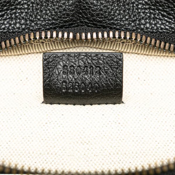 Pre-owned Gucci Grained Calfskin Logo Belt Bag Black