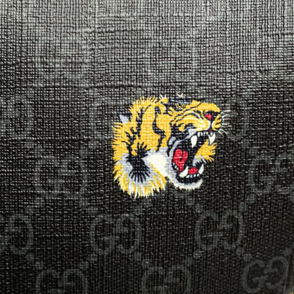 Pre-owned Gucci GG Supreme Tiger Belt Bag Black