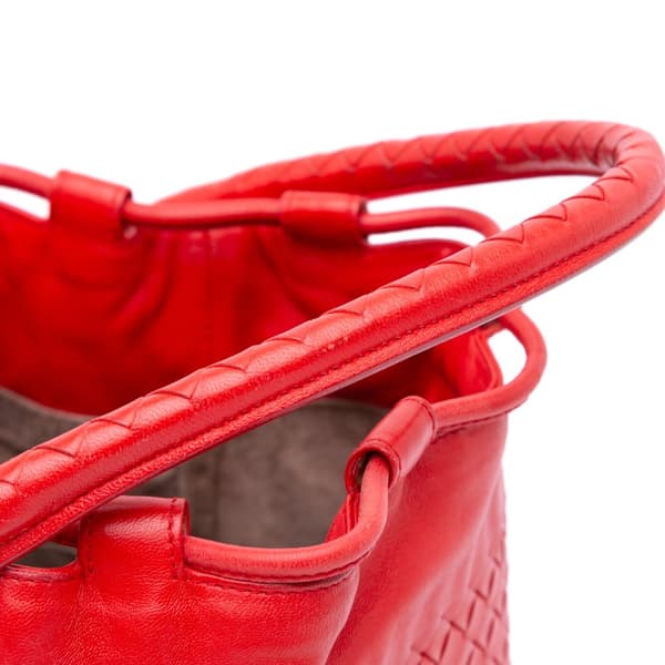 Pre-owned Bottega Veneta Nappa Intrecciato Drawstring Bucket Bag Red
