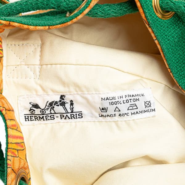 Pre-owned Hermès Toile Les Perroquets Bucket Bag Orange
