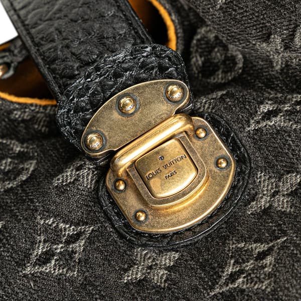 Pre-owned Louis Vuitton Monogram Denim Mahina XL Black