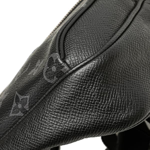 Pre-owned Louis Vuitton Monogram Taigarama Outdoor Bumbag Black