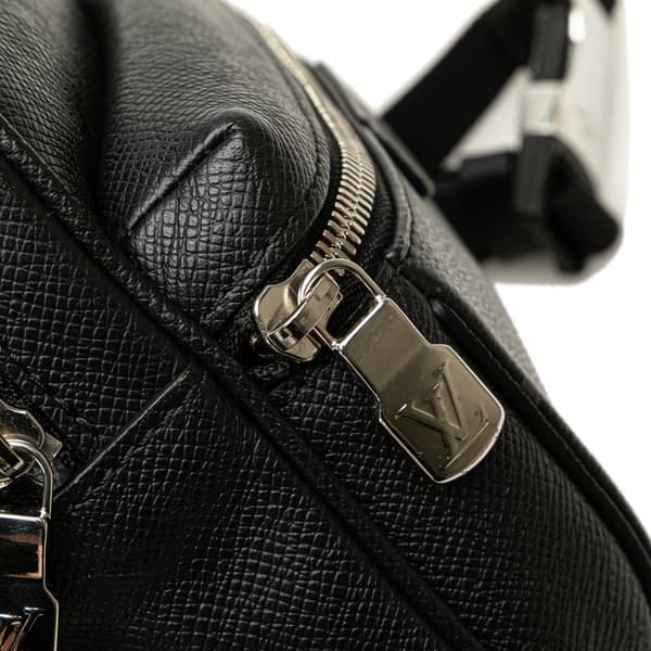 Pre-owned Louis Vuitton Monogram Taigarama Outdoor Bumbag Black