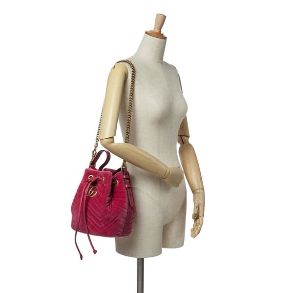Pre-owned Gucci GG Marmont 2.0 Matelasse Velvet Bucket Bag Pink