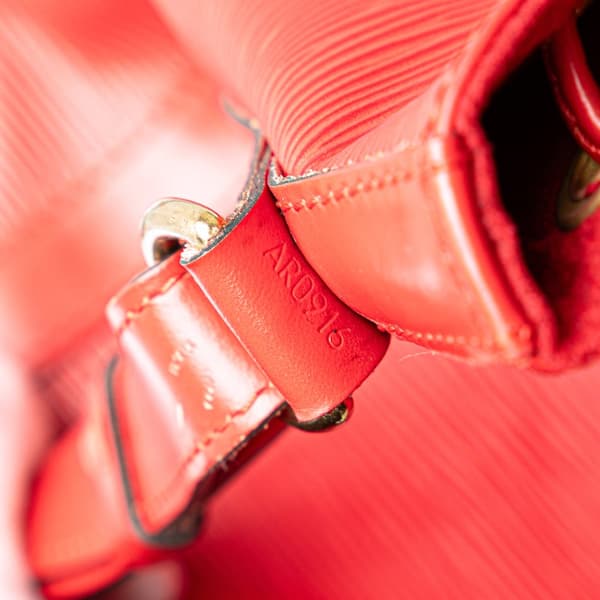 Pre-owned Louis Vuitton Epi Noe GM Red