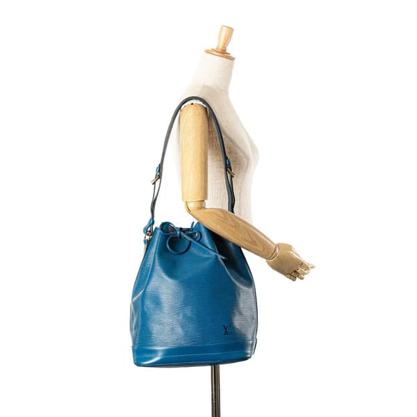 Pre-owned Louis Vuitton Epi Noe GM Blue