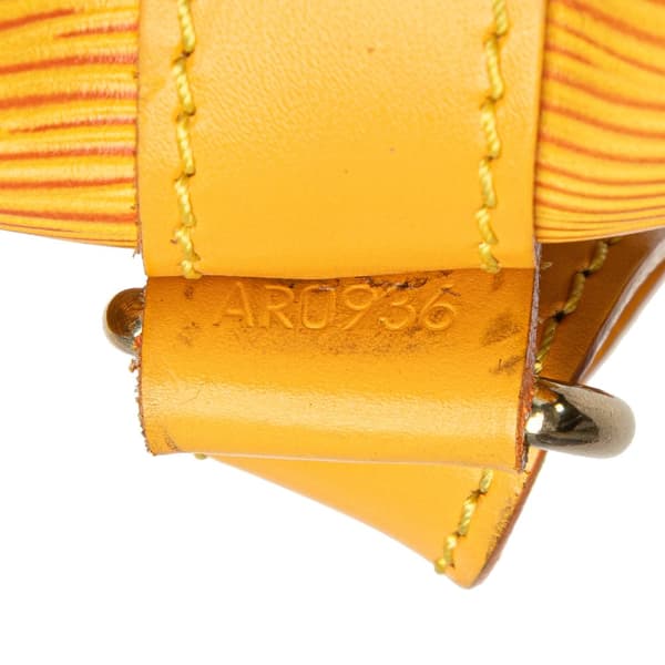 Pre-owned Louis Vuitton Epi Noe GM Yellow