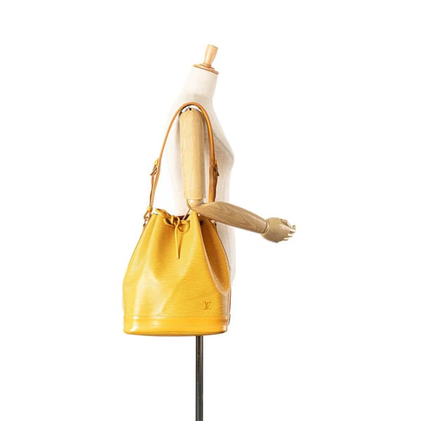 Pre-owned Louis Vuitton Epi Noe GM Yellow