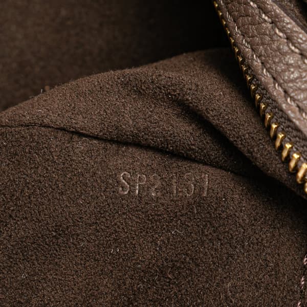 Pre-owned Louis Vuitton Monogram Mahina L Hobo Brown