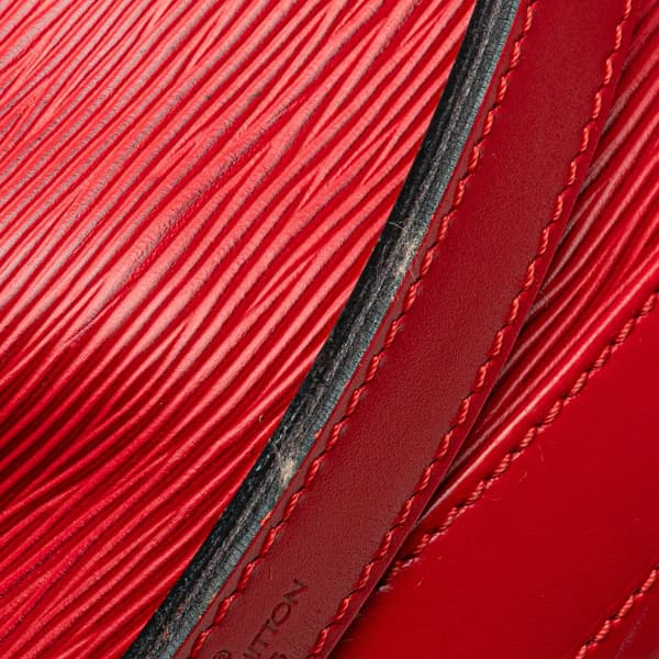 Pre-owned Louis Vuitton Epi Noe GM Red