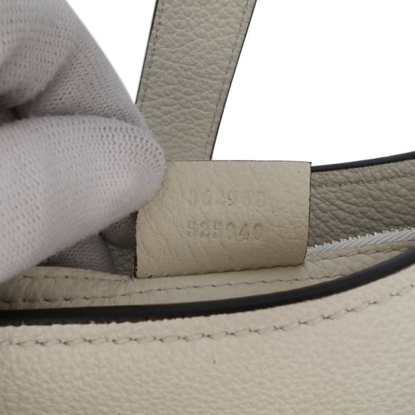 Pre-owned Gucci Calfskin Soft Jackie Hobo White