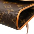 Miniatyrbild 8 av 10: Pre-owned Louis Vuitton Monogram Pochette Florentine Brown