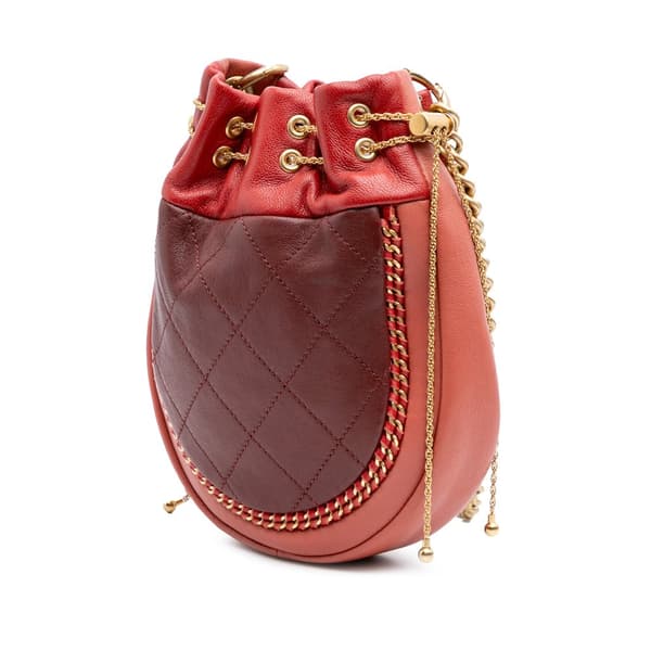 Pre-owned Chanel CC Quilted Calfskin Drawstring Bucket Bag Red