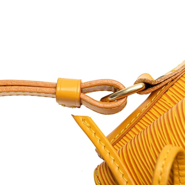 Pre-owned Louis Vuitton Epi Petit Noe Yellow