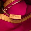 Miniatyrbild 6 av 10: Pre-owned Louis Vuitton Monogram Multicolore Fringe Bucket White