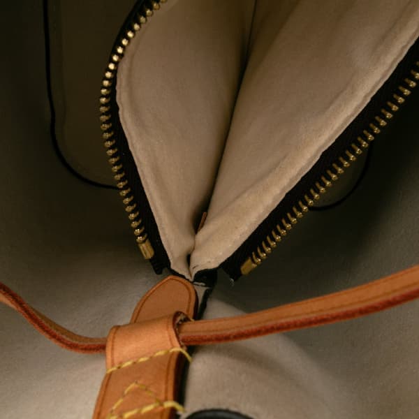 Pre-owned Louis Vuitton Monogram Summer Trunks Neonoe Brown