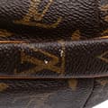 Pikkukuva 8 / 10: Pre-owned Louis Vuitton Monogram Croissant MM Brown
