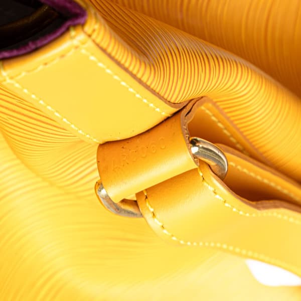 Pre-owned Louis Vuitton Epi Petit Noe Yellow