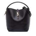 Miniatyrbilde 1 av 10: Pre-owned Saint Laurent Shiny Calfskin Le 37 Bucket Bag Black