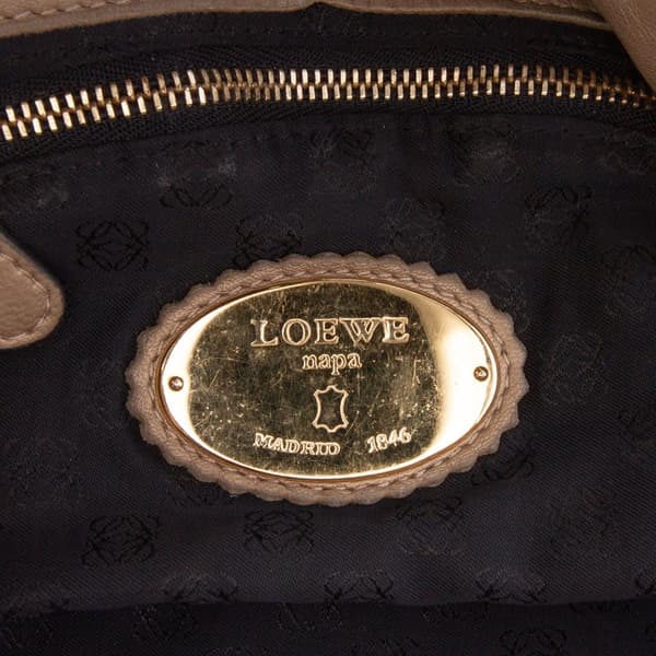Pre-owned LOEWE Nappa Aire Gold