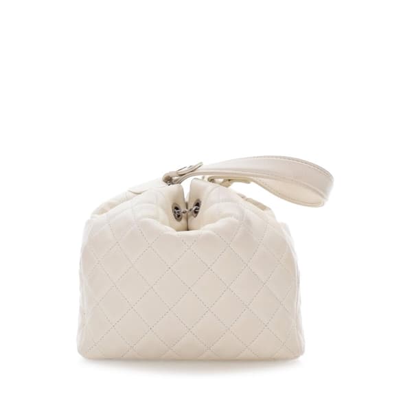 Pre-owned Chanel Small Quilted Caviar Flat Drawstring Chain Bucket Bag White