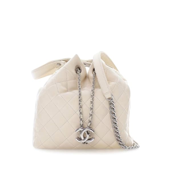 Pre-owned Chanel Small Quilted Caviar Flat Drawstring Chain Bucket Bag White