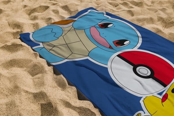 Pokemon Håndklæde 70x140 cm Pikachu & Squirtle