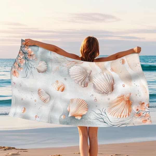 Bomclap Rantapyyhe 70x140cm - Muscheln - Design - Kylpypyyhe Matkapyyhe