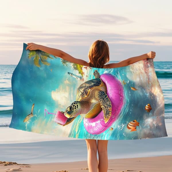 Bomclap Rantapyyhe 70x140cm - Meeresschildkröte auf Luftmatratze mit Getränk - Kylpypyyhe Matkapyyhe