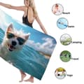 Pikkukuva 3 / 4: Bomclap Rantapyyhe 70x140cm - Dog mit Sonnenbrille schwimmend - Kylpypyyhe Matkapyyhe