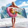 Pikkukuva 3 / 4: Bomclap Rantapyyhe 70x140cm - Urlaubs - Ananas auf Luftmatratze - Kylpypyyhe Matkapyyhe
