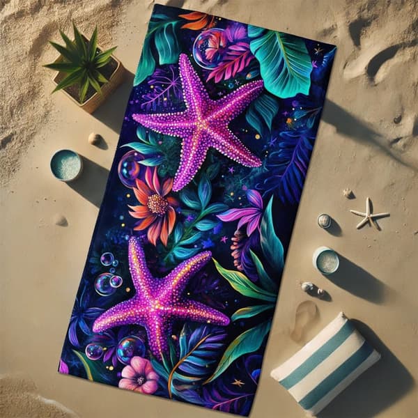 Bomclap Rantapyyhe 70x140cm - Türkisfarbene Seesterne und tropische Blumen - Design - Kylpypyyhe Matkapyyhe