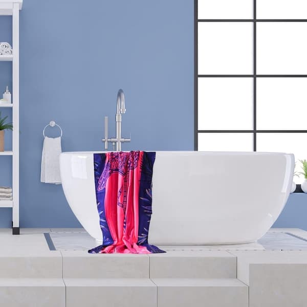 Bomclap Oversized Flamingo strandhåndklæde – 80x160 cm, mikrofiber, hurtigtørrende og sandfri, lyserødt stribet design