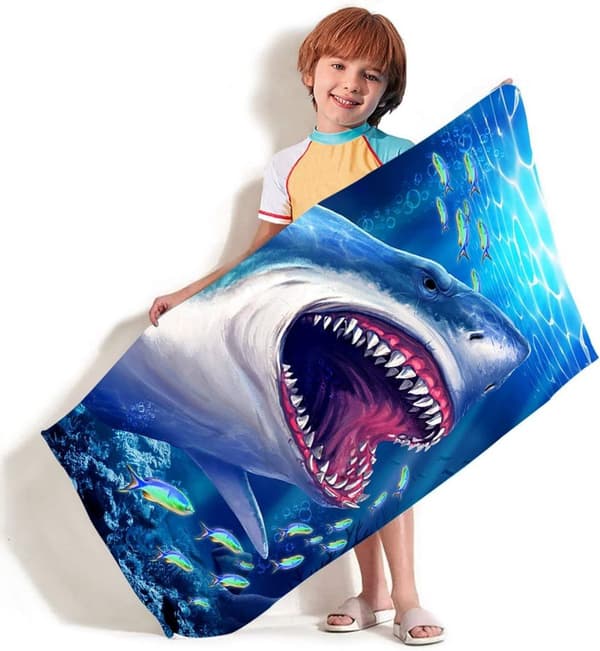 Bomclap Shark Beach Håndklæde – 80x160 cm, Cool Ocean Design, Microfiber, Sandless, Gave til mænd og kvinder