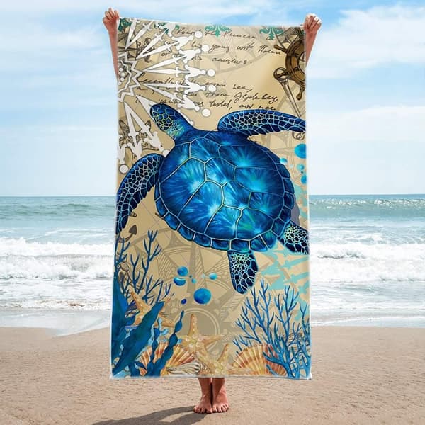Bomclap Turtle -kylpypyyhe – 80x160 cm, Boho Blue Design, mikrokuitu, hiekaton, lahja meren ystäville