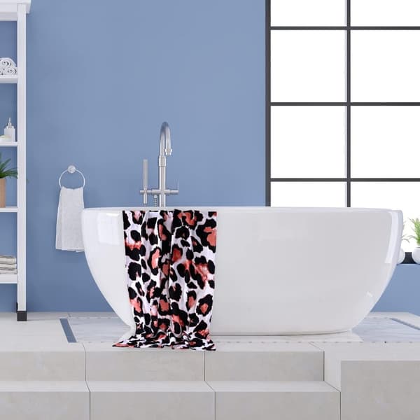 Bomclap Leopard rantapyyhe – 80x160 cm, gepardiprintti, mikrokuitu, hiekaton, mustavalkoinen design, ainutlaatuinen lahja