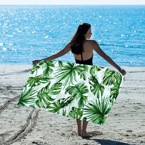 OBOSOE Grön tropisk strandlakan – 80×130CM overdim, tunn mikrofiber. Palmerdesign, snabbtork, sandproff. Idealisk tropisk gåva till kvinnor/flickor