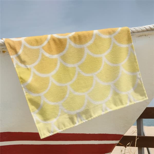 OBOSOE Rantapyyhe 70x140cm - Verblasste Fischschuppen - Muster - Kylpypyyhe Matkapyyhe