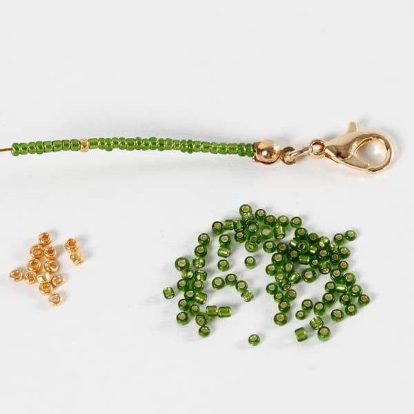 Seed Beads - Storpack 3,2 kg - 32 färger