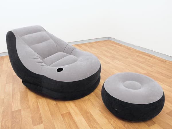 Fløjlslænestol med fodstøtte 130 x 99 x 76 cm INTEX 68564