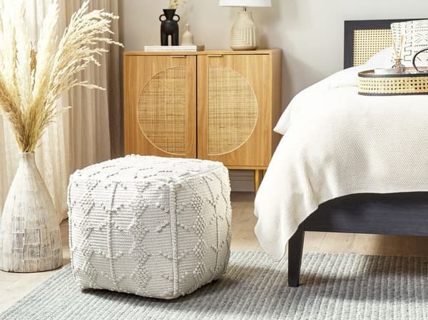 Pouf 40 x 40 cm valkoinen WARANGAL Lumarko!