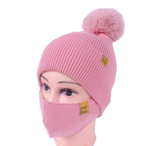 Strikket hat med maske