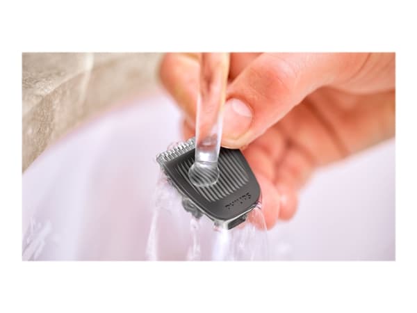 Philips MULTIGROOM Series 3000 6-i-1 ansiktstrimmer med selvslipende kniver i rustfritt stål