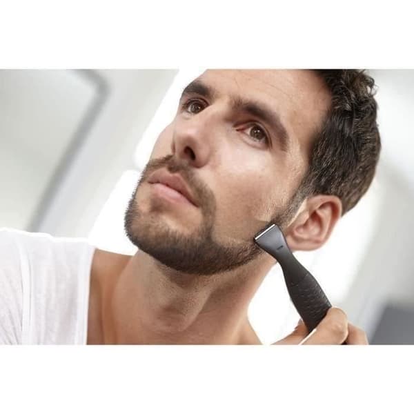 PHILIPS MG1100 / 16 Precision trimmer 3 skäggkammar och mini rakkniv - batteridriven