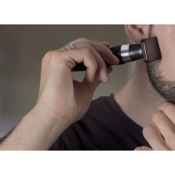 WAHL 05604-616 - Deluxe resesats - Precisionstrimmer litiumjonbatteri och toalettpåse - Roterande huvud - Kam
