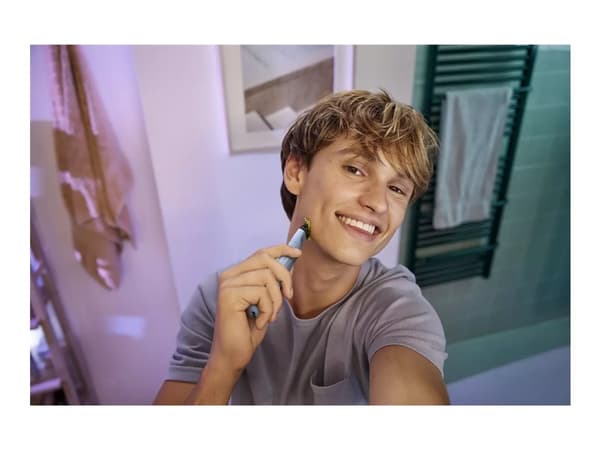 Philips OneBlade -parranajokone Ensimmäinen parranajo Qp1324/20