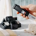 Miniatyrbilde 1 av 8: 5-i-1-barbermaskin og hårtrimmer med justerbar hastighet og LED-display