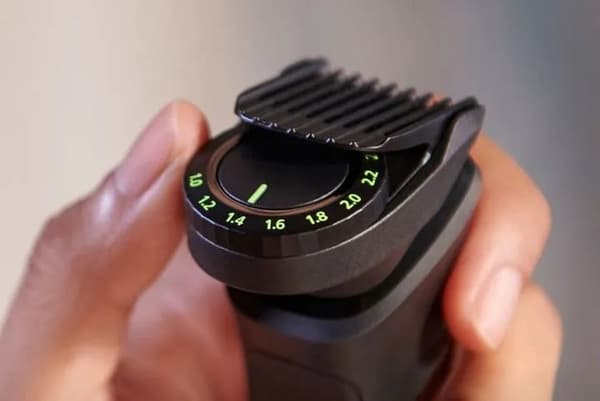 PHILIPS Multigroom serie 7000 MG7940/75 Frisør/trimmer Grå